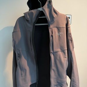 Arcteryx gamma MX hooded in size small, NEW without tags